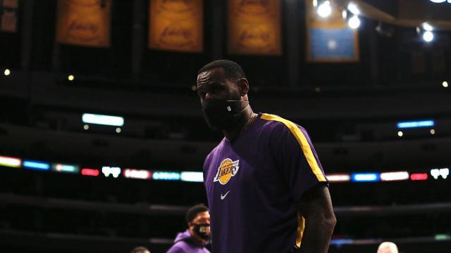 bsport-新冠疫情凶猛袭击NBA，恩比德现身说法劝大家谨慎